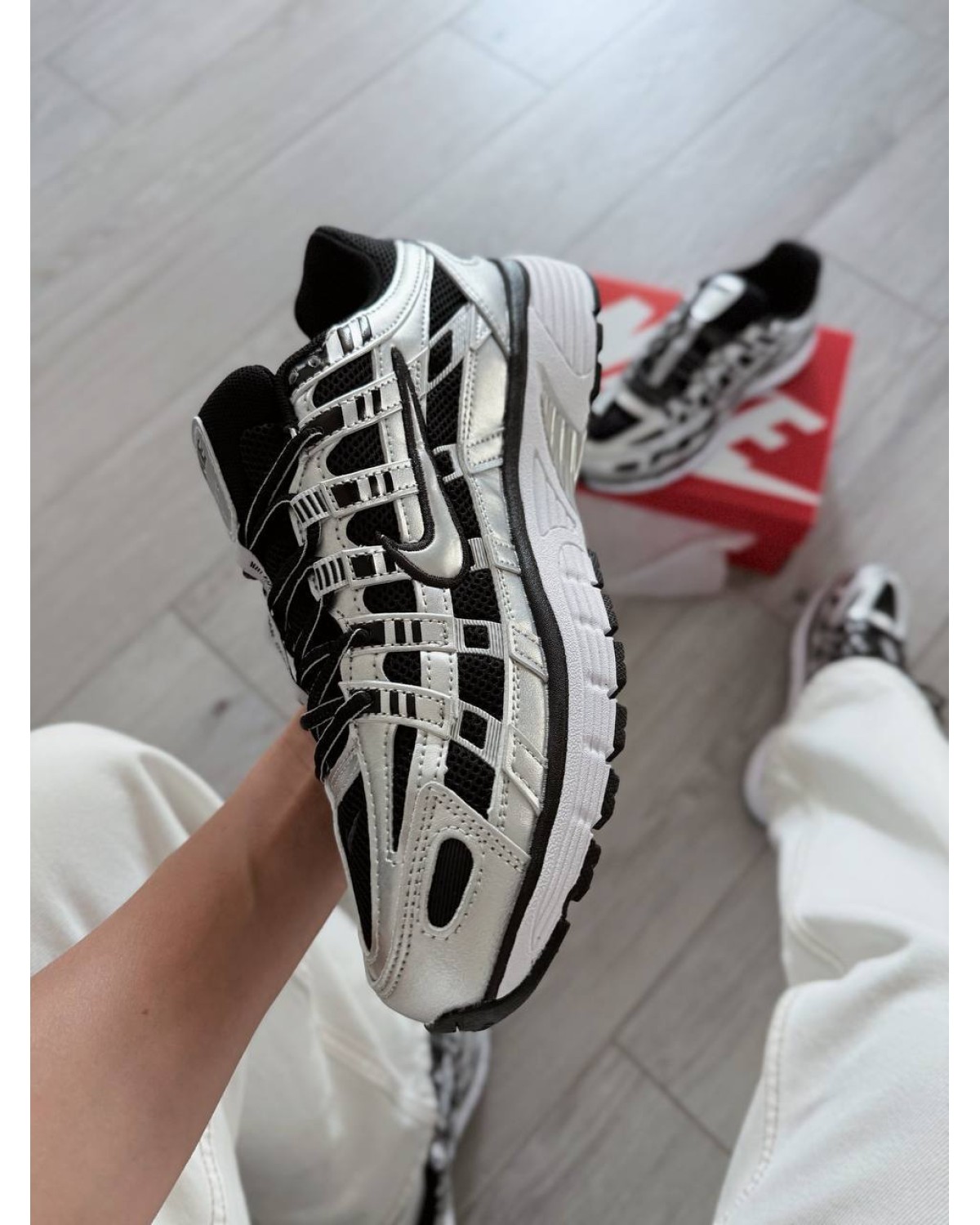 Nike P-6000 Metallic/Black