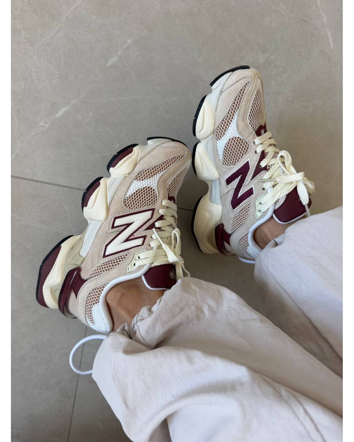 New Balance 9060 Linen Burgundy