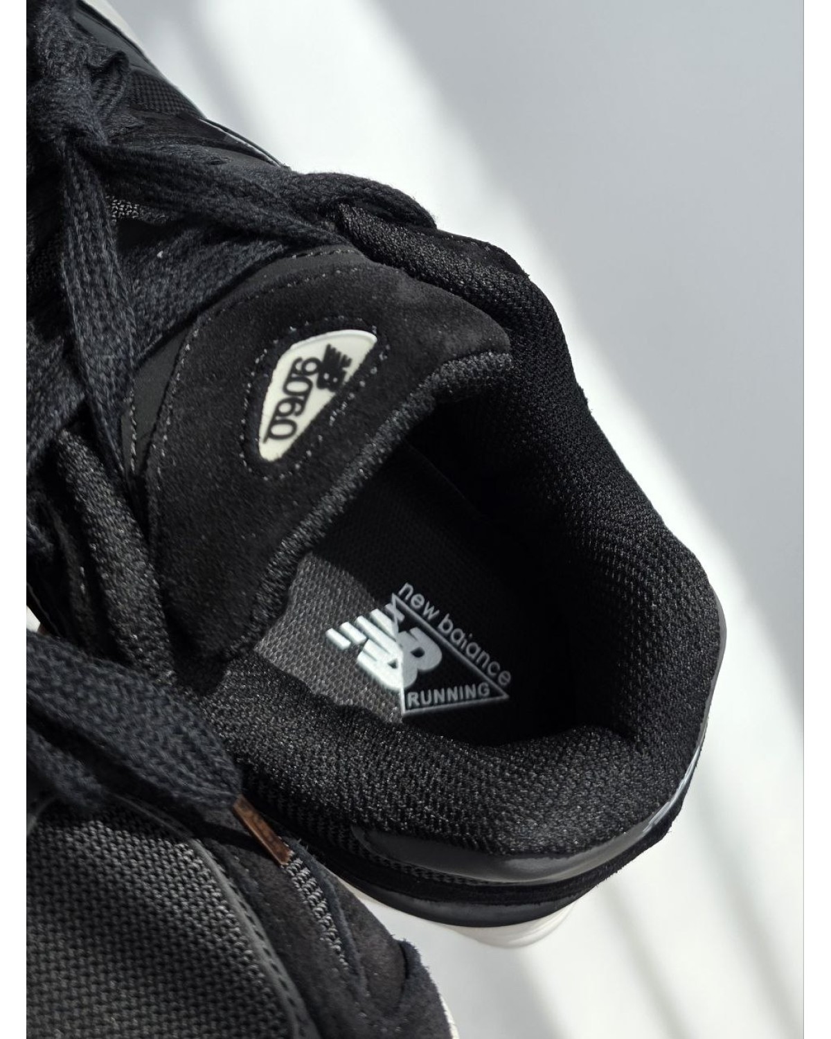 New Balance 9060 Black/White New Balance 9060 Black/White