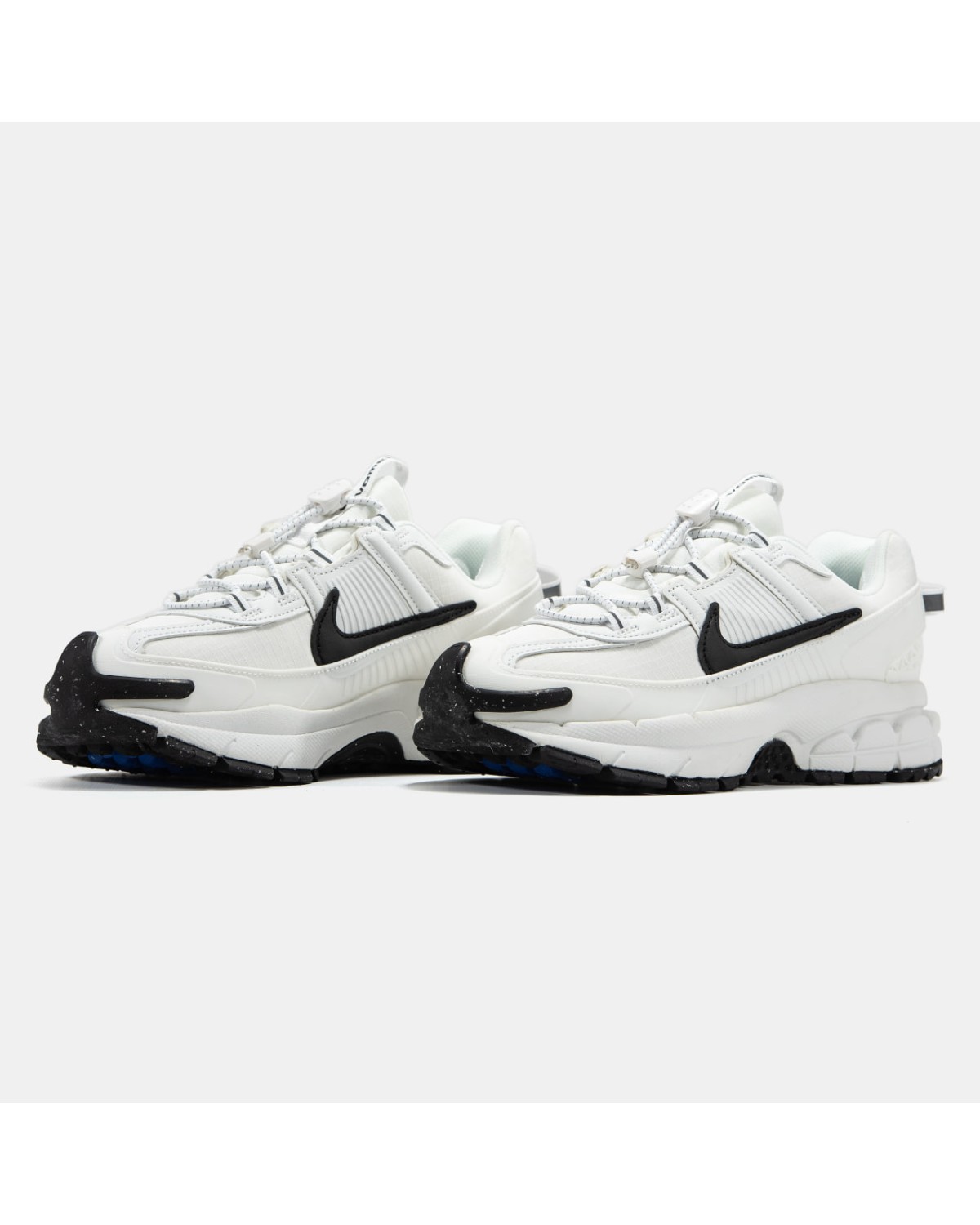 Nike Air Zoom Vomero Roam White Black Nike Air Zoom Vomero Roam White Black