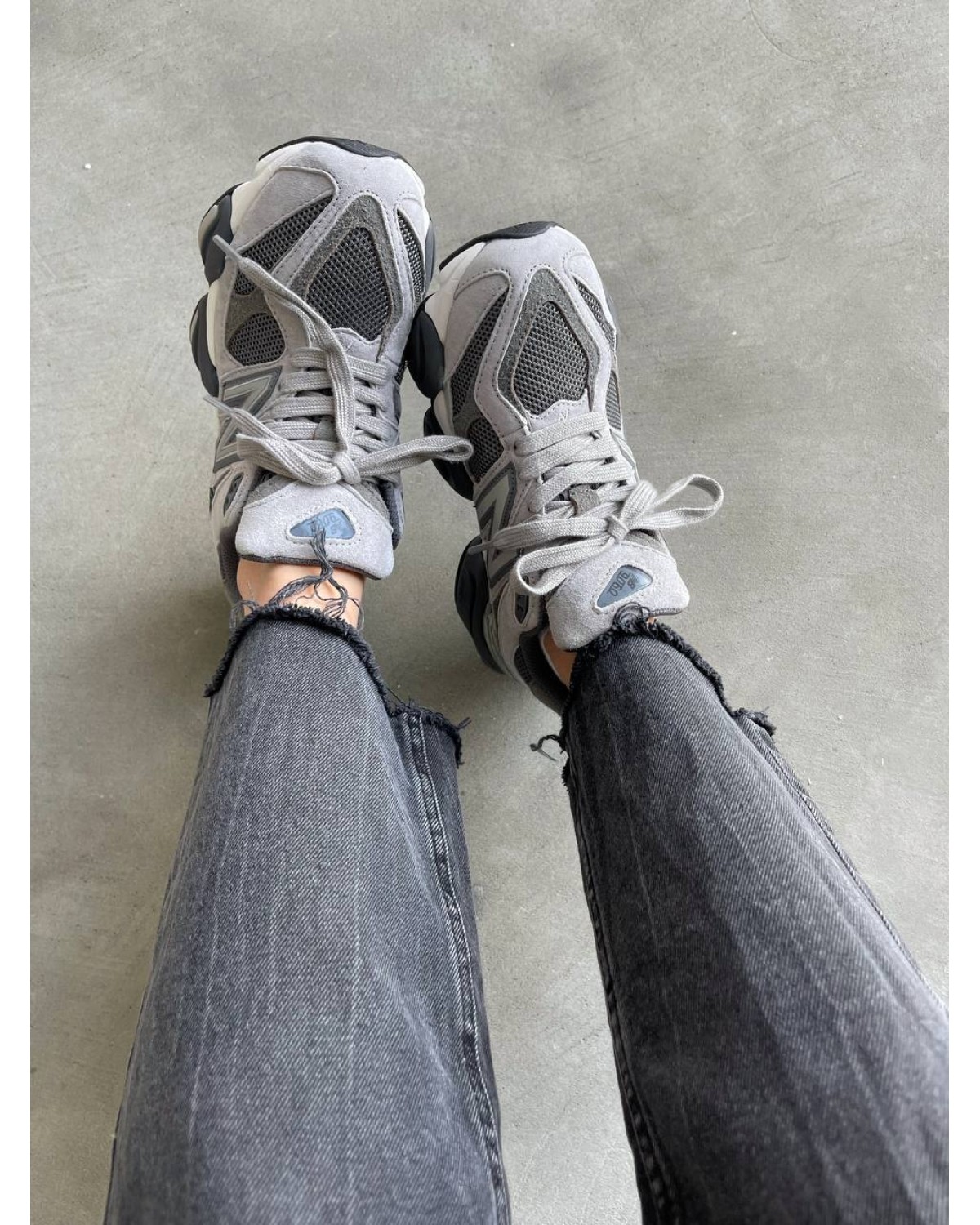New Balance 9060 Grey