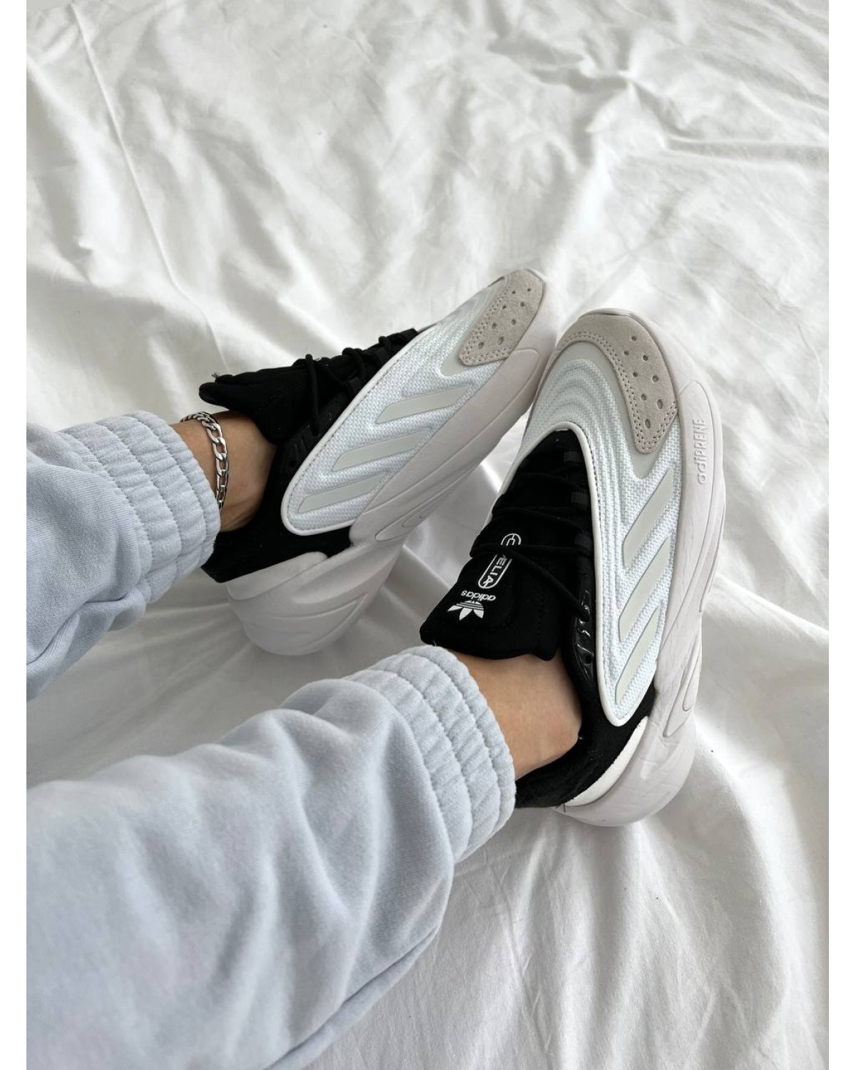 Adidas Ozelia White Black