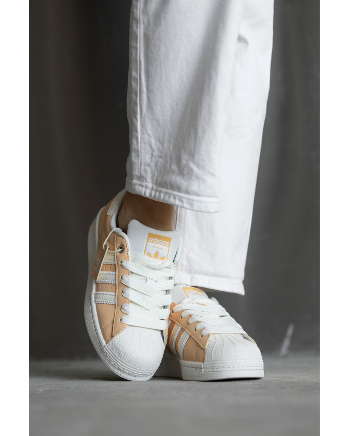 Adidas Superstar