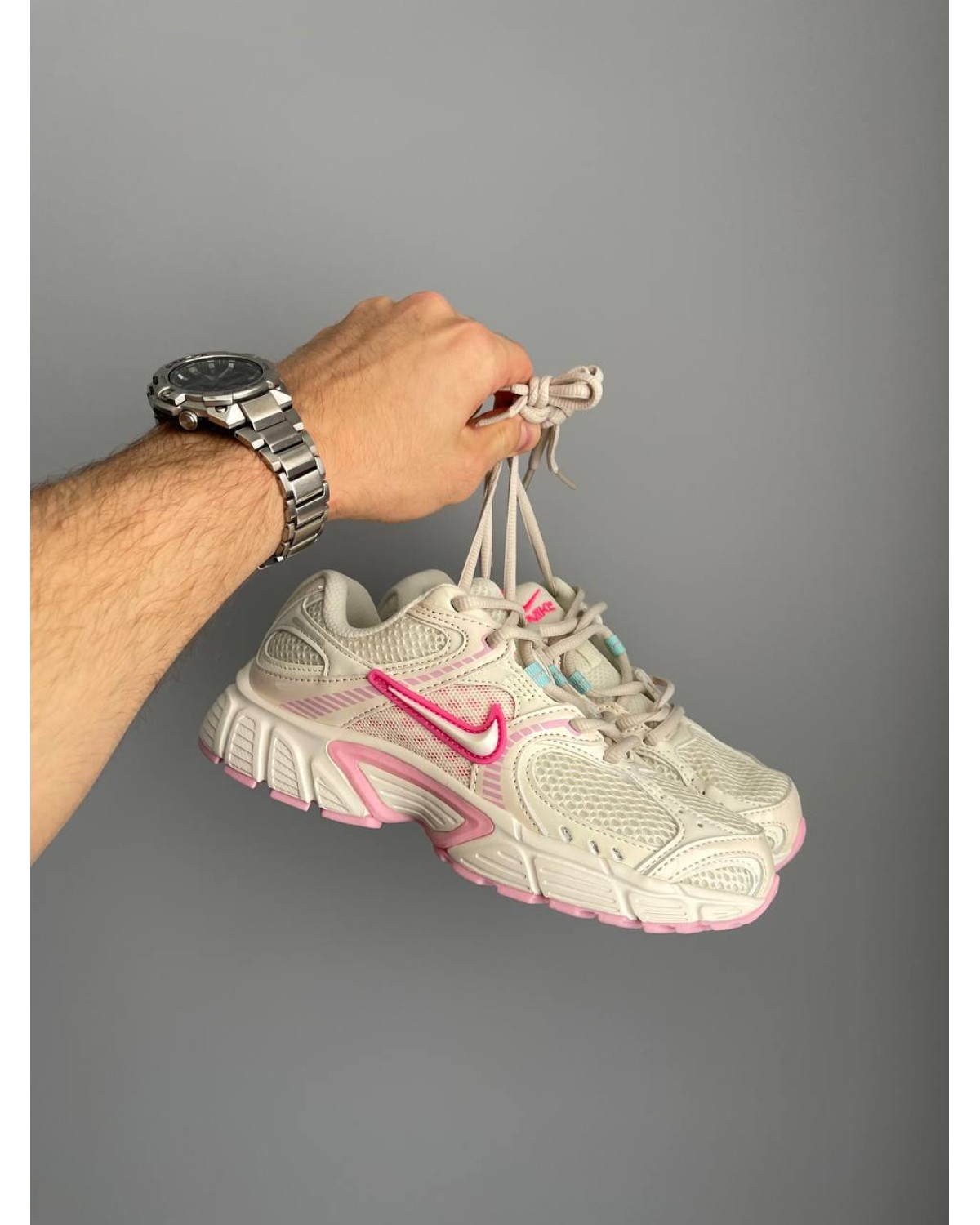 Nike V5 RNR Beige Pink Nike V5 RNR Beige Pink