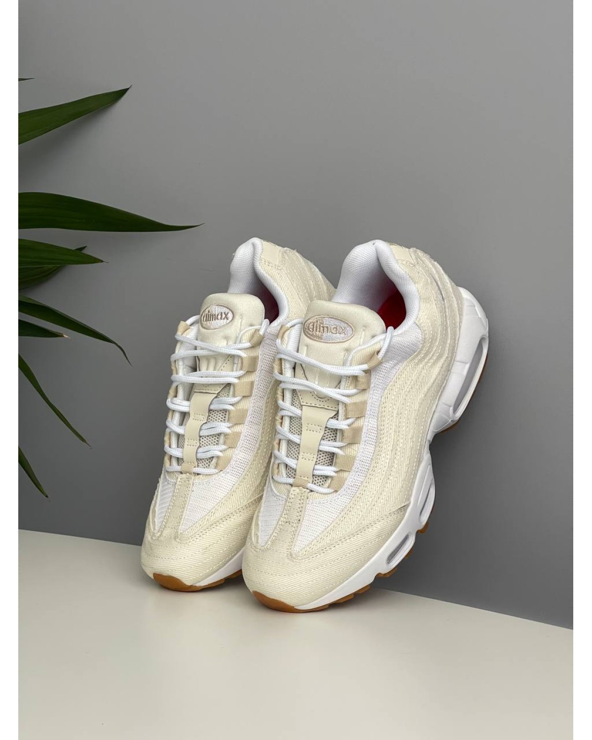 Nike Air Max 95 OG Levi’s Nike Air Max 95 OG Levi’s