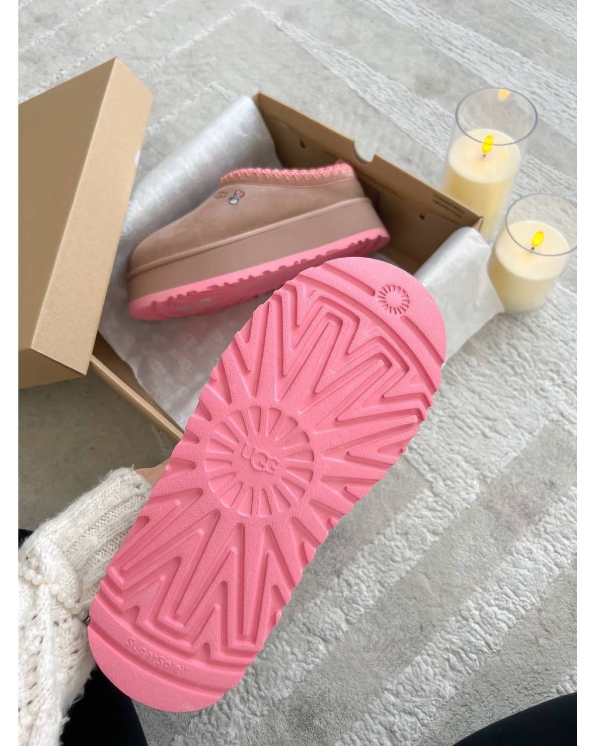 Tasman Platform Love Grey