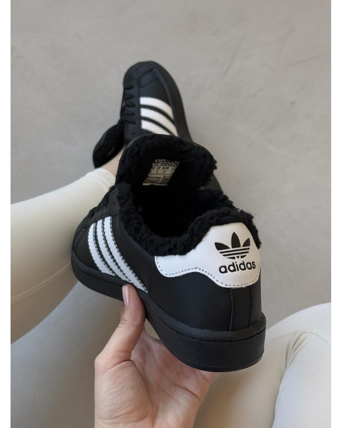 Adidas Superstar Black Fur Adidas Superstar Black Fur