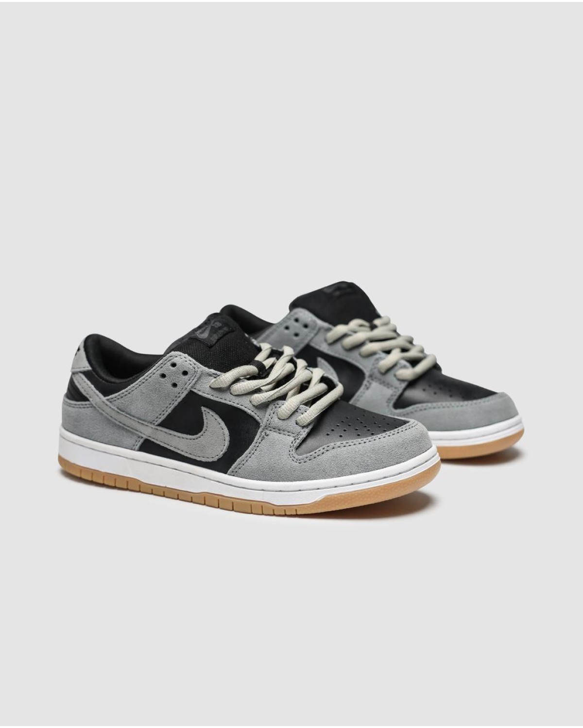 Nike SB Dunk Low Dark Grey Black Gum