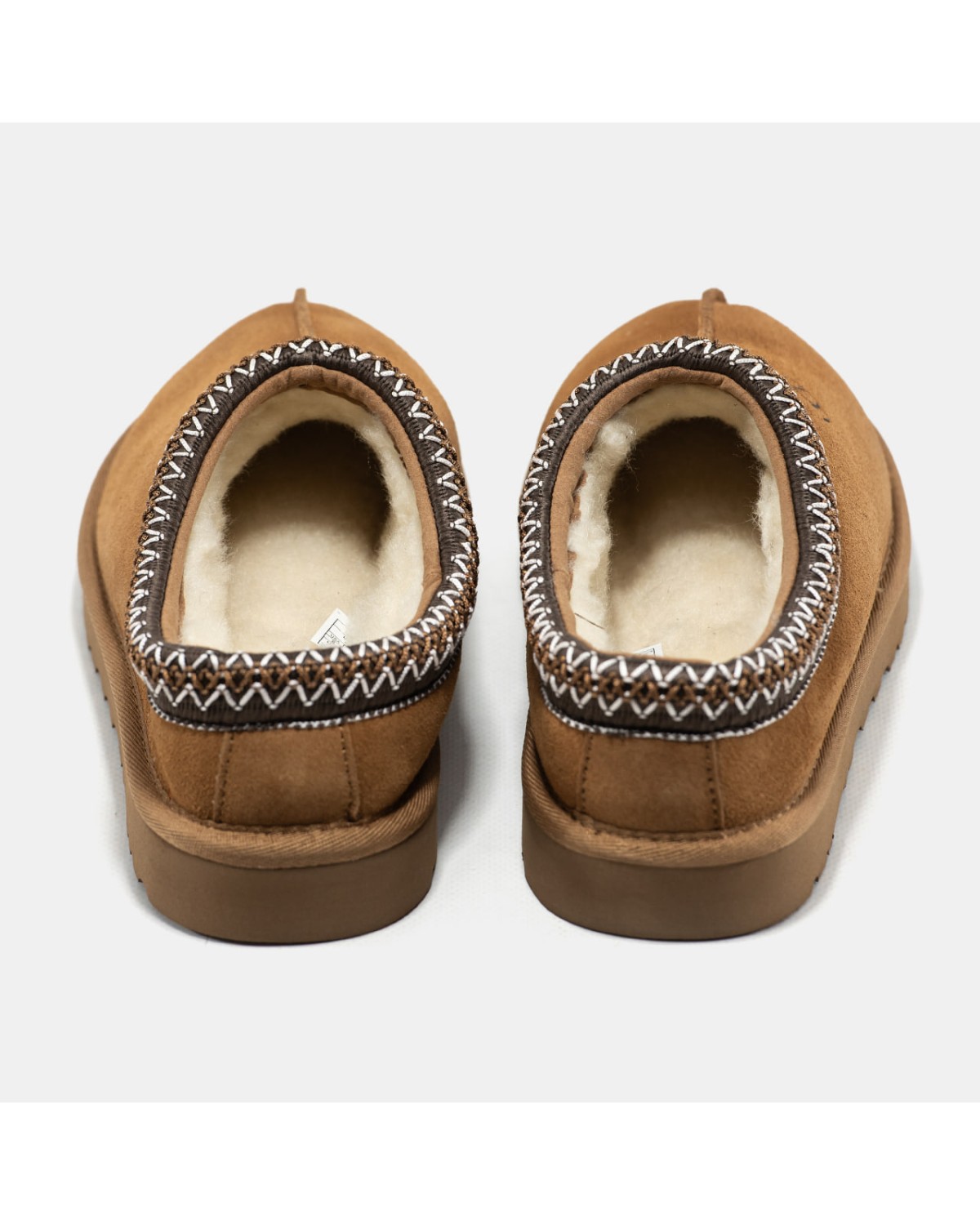 UGG Tasman