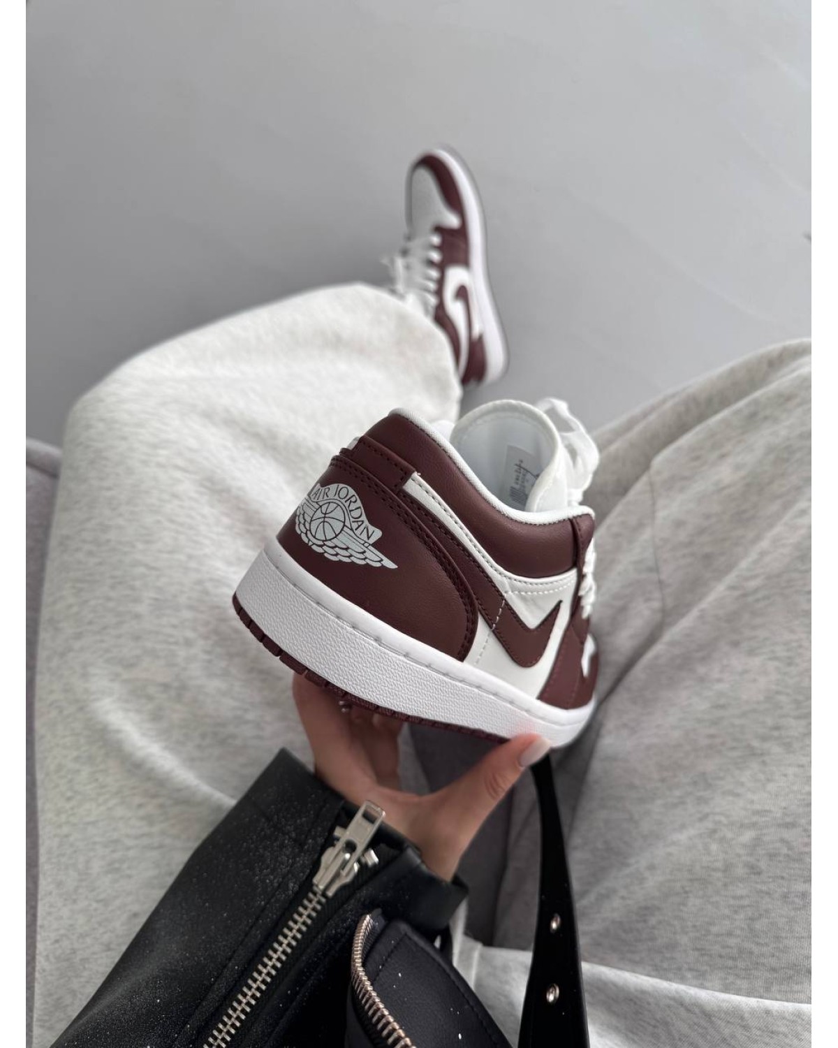 Nike Air Jordan Retro 1 Low Burgundy / White