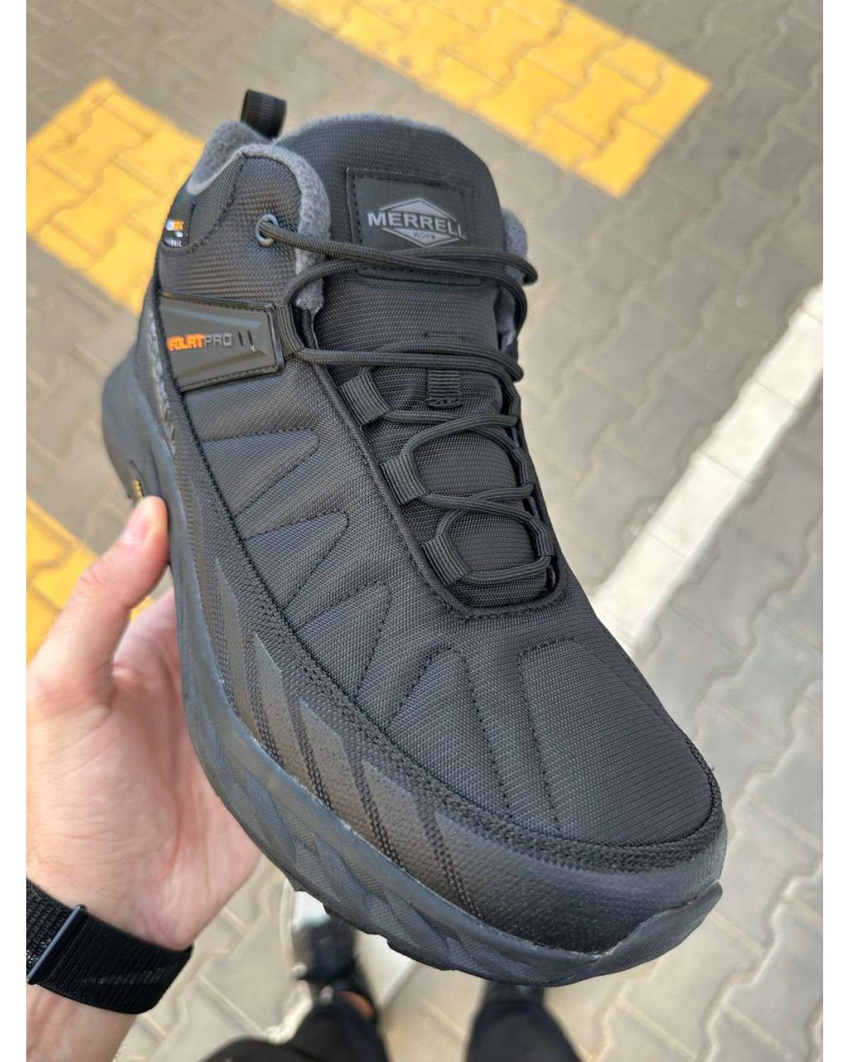 Merrell Float Pro Black Orange Merrell Float Pro Black Orange