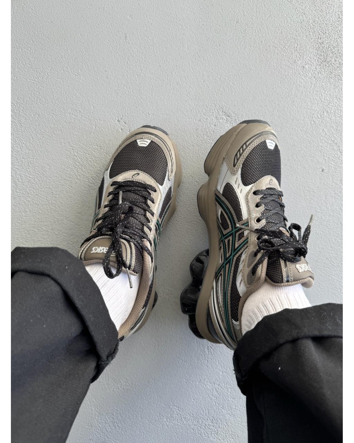 Asics Gel-Kinetik Fluent Black/Dark Taupe Asics Gel-Kinetik Fluent Black/Dark Taupe