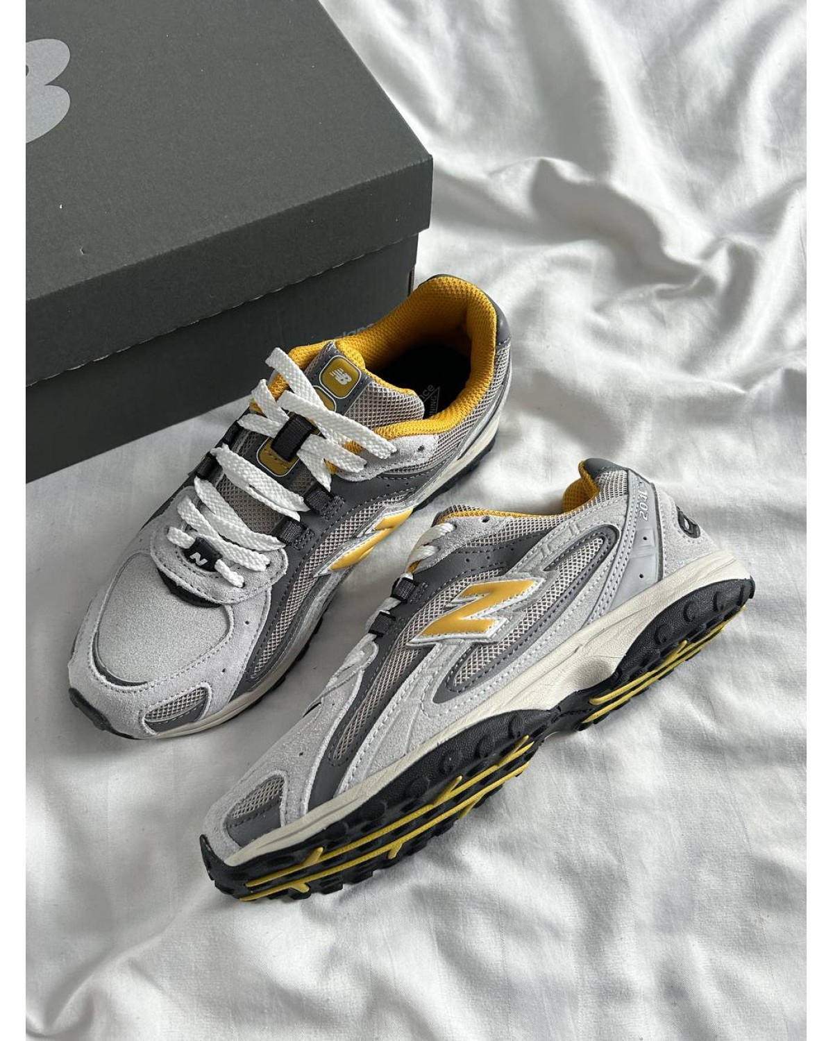 New Balance 204L 'Silver Metallic'