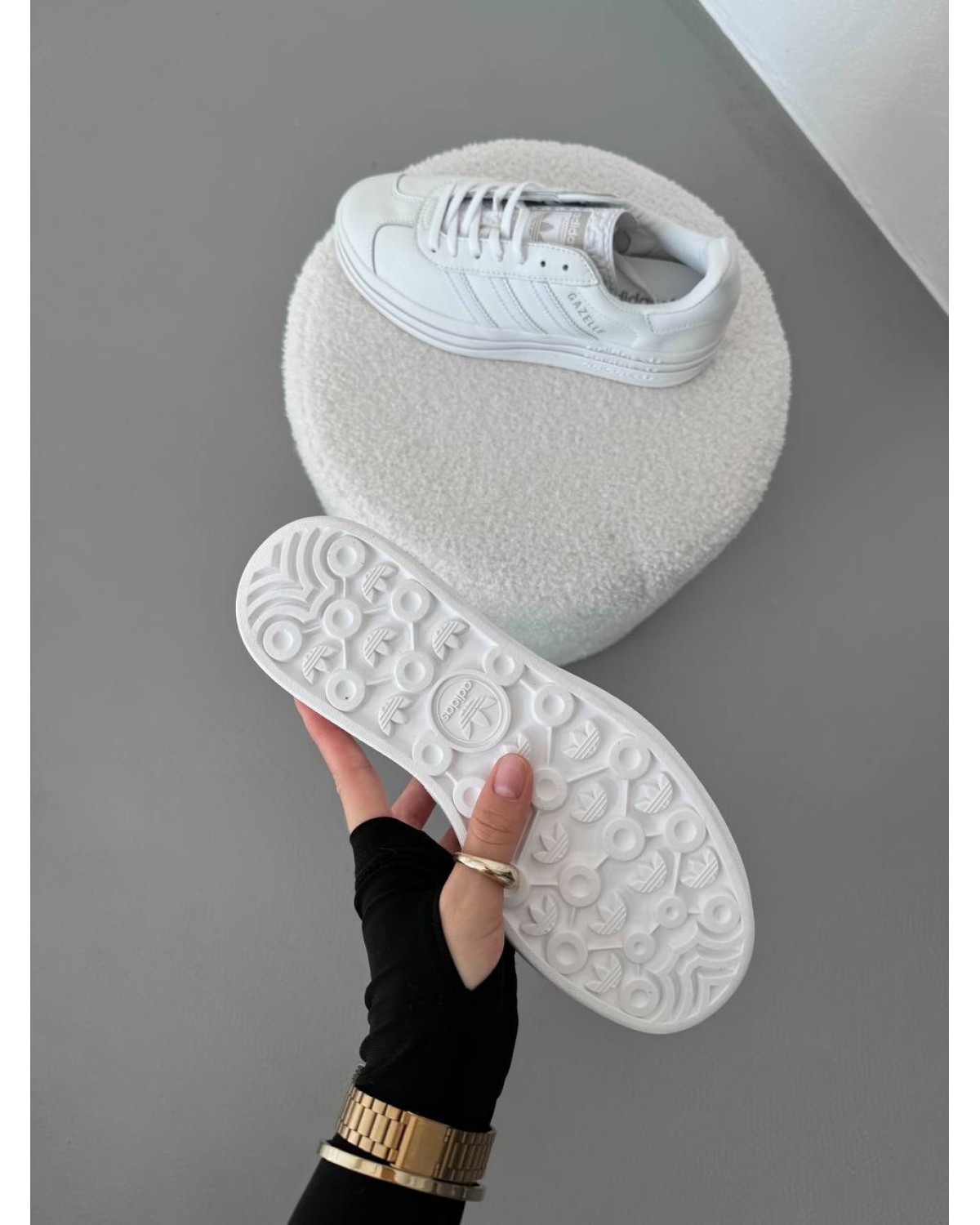 Adidas Gazelle white platform