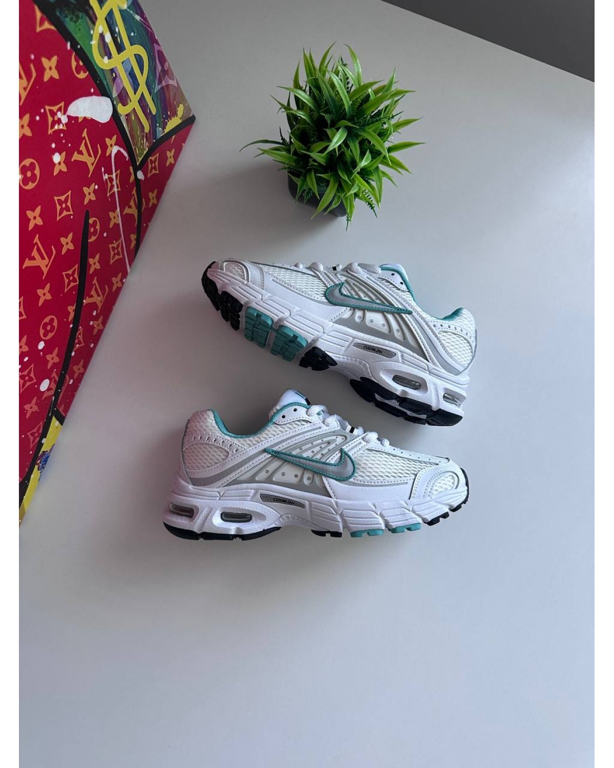 Nike Air Max Moto 2K White Mint