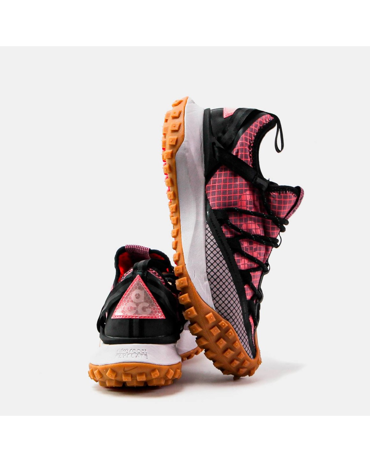 Nike ACG Mountain Fly Pink