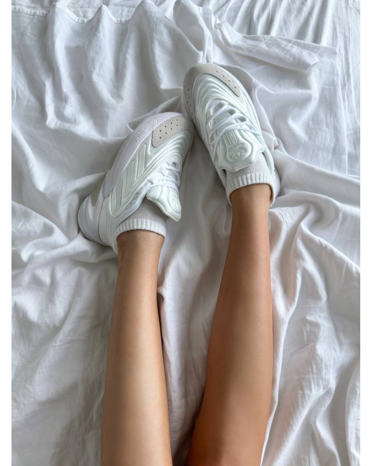 Adidas Ozelia White