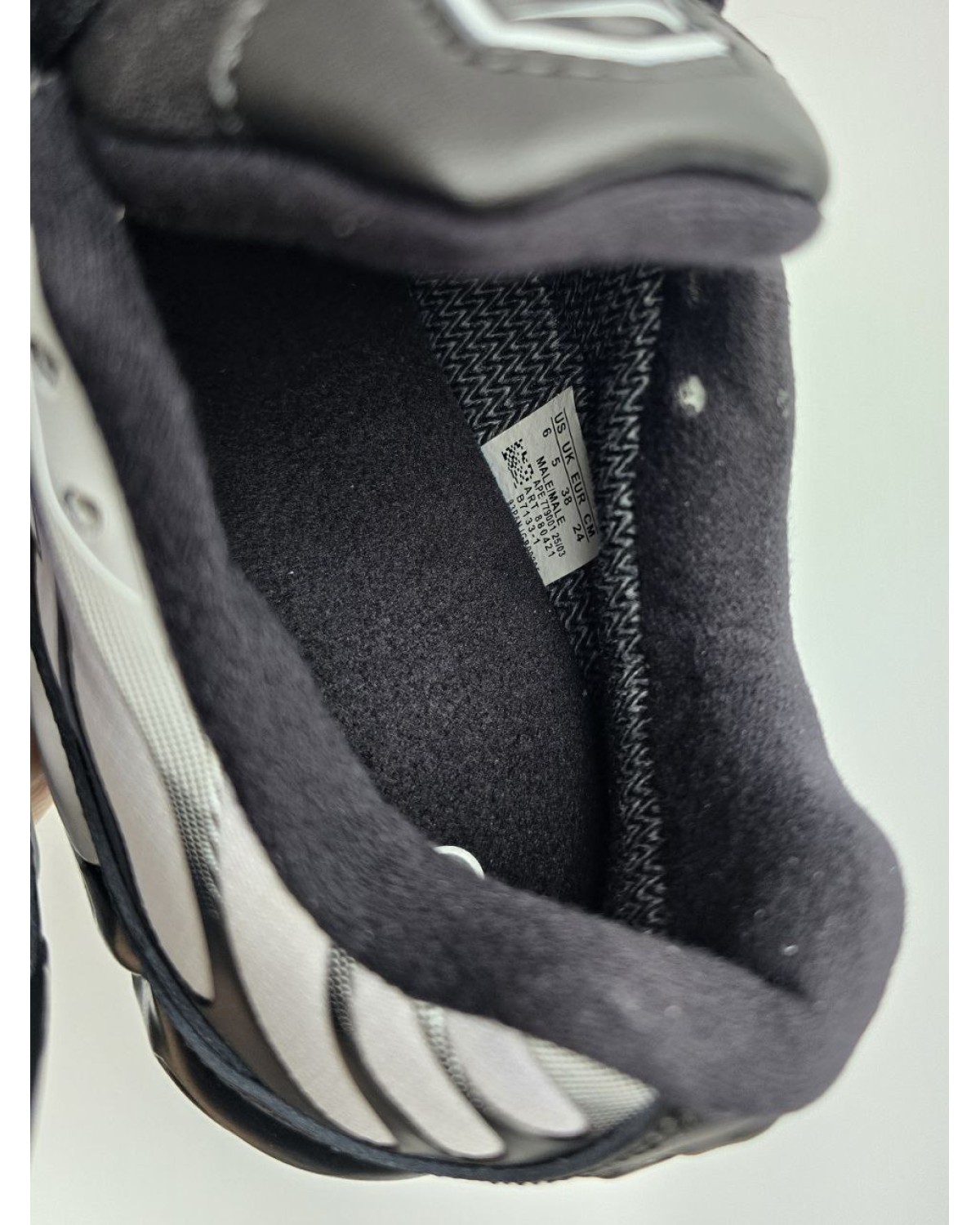 Nike TN Gore-Tex Black White Nike TN Gore-Tex Black White