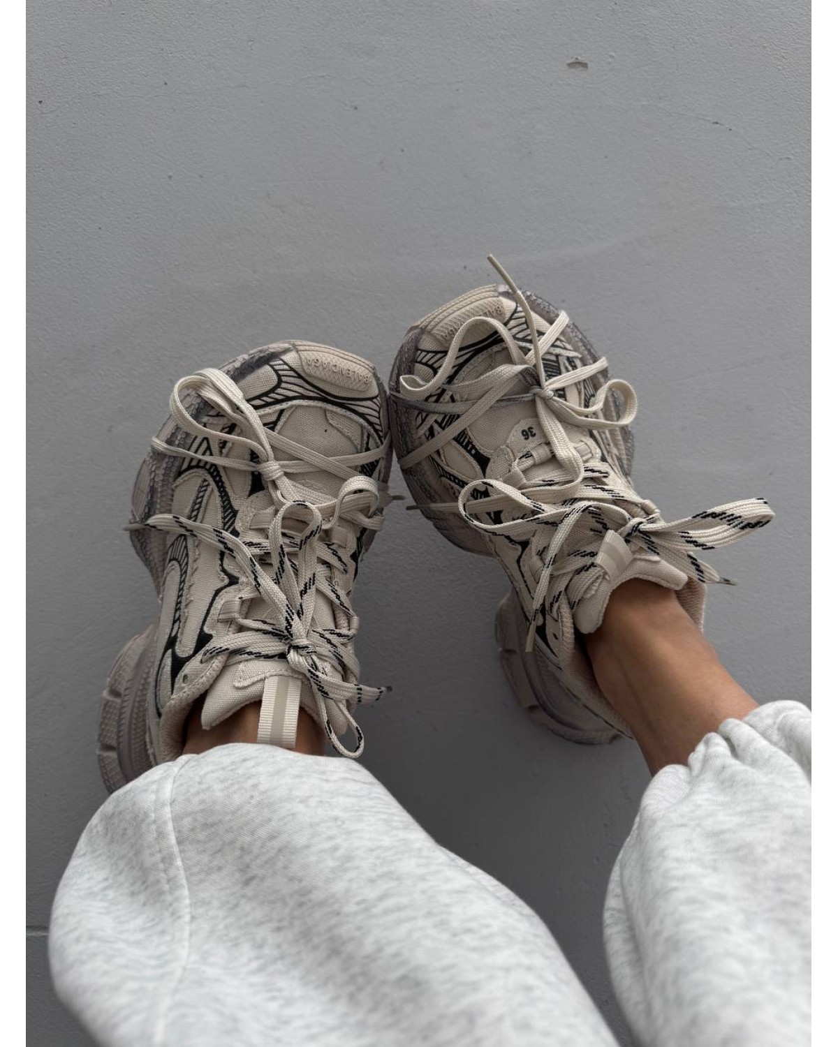 Balenciaga 3xl Vintage Beige