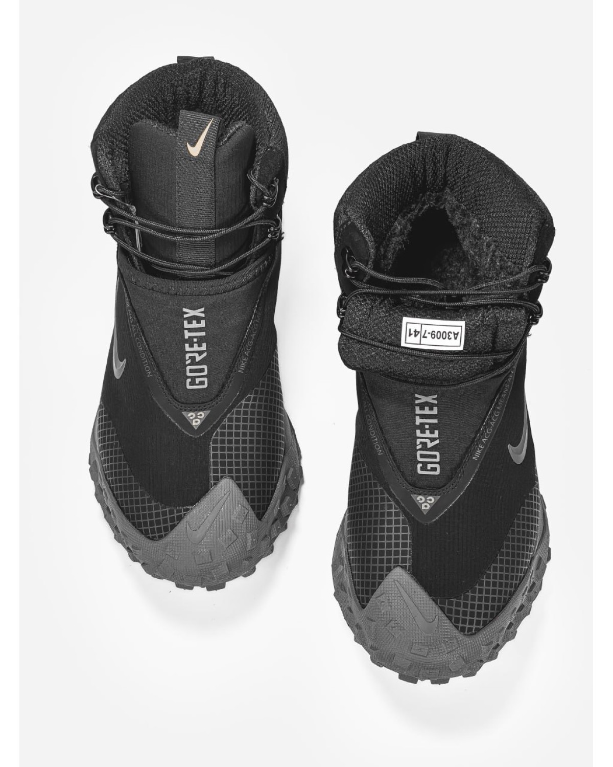 Nike ACG Mountain Fly Gore-Tex Fur Black/Grey Nike ACG Mountain Fly Gore-Tex Fur Black/Grey