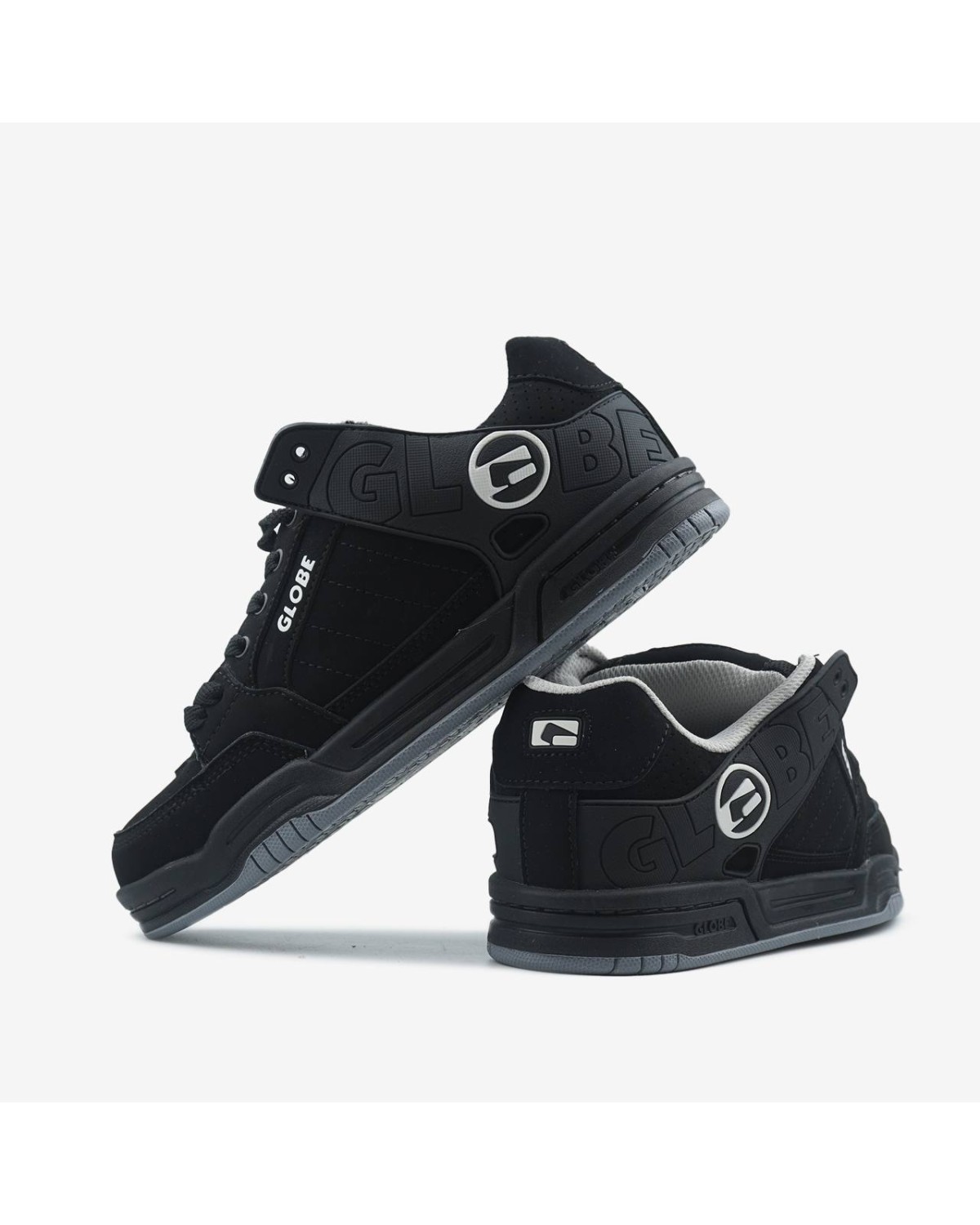 Globe Tilt Black White Logo