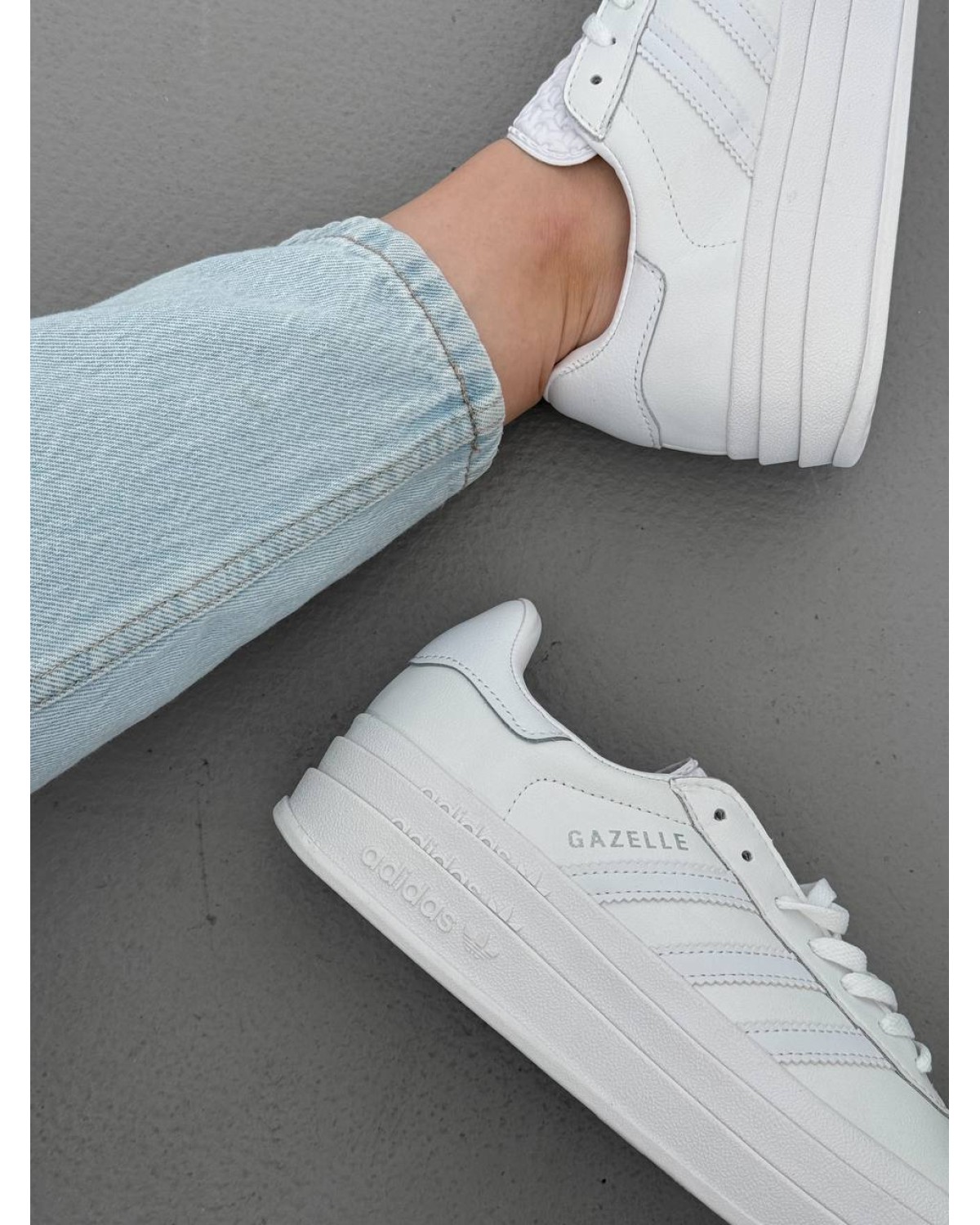 Adidas Gazelle white platform