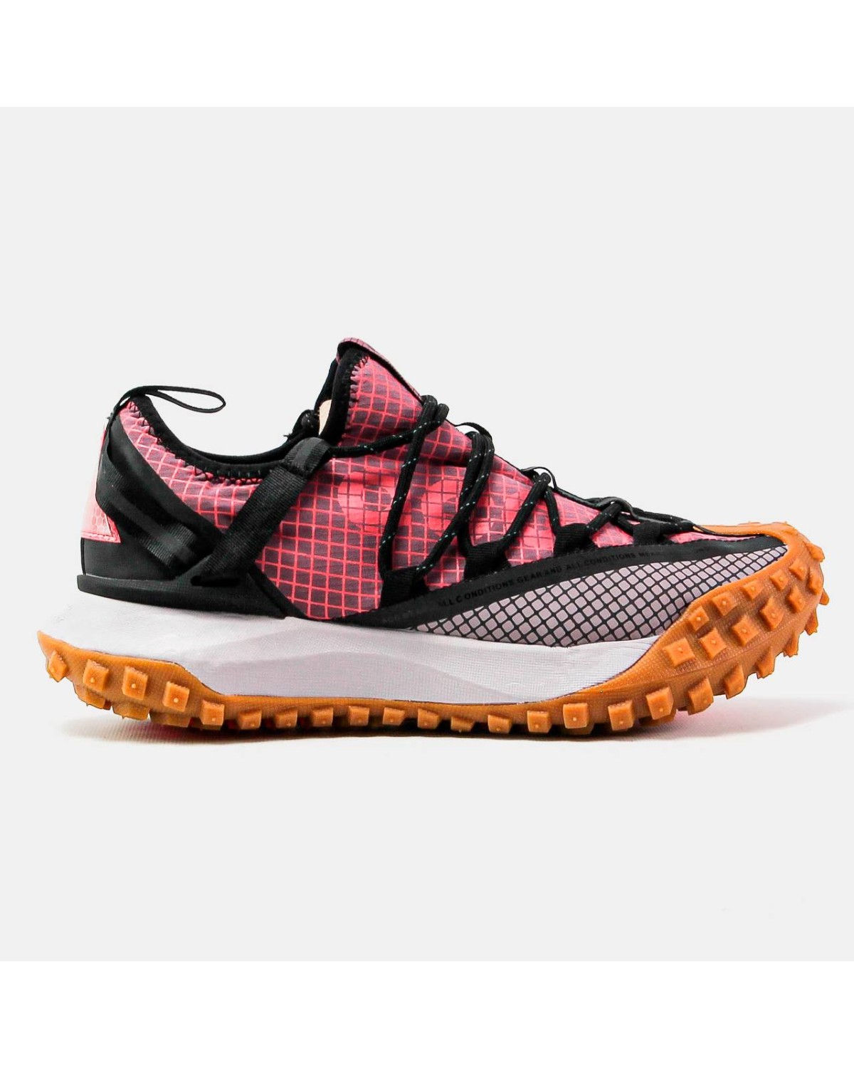 Nike ACG Mountain Fly Pink