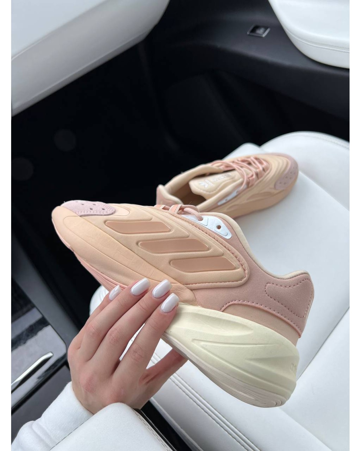 Adidas Ozelia Golden Rose