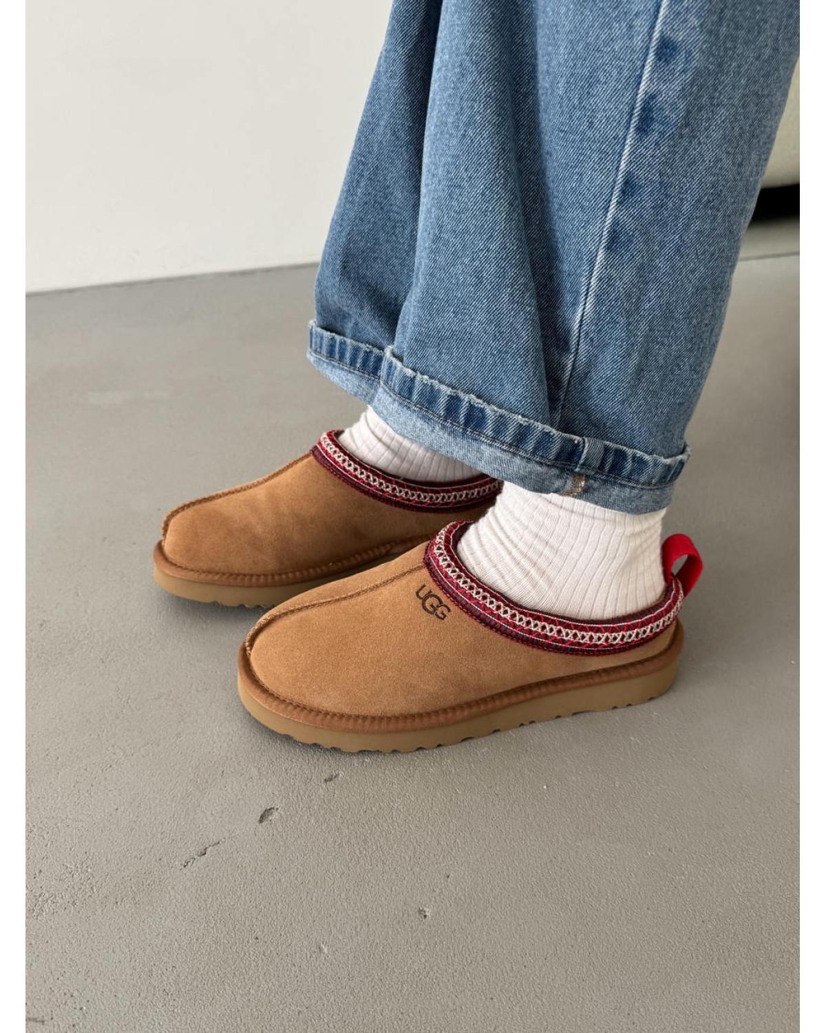 UGG Tasman