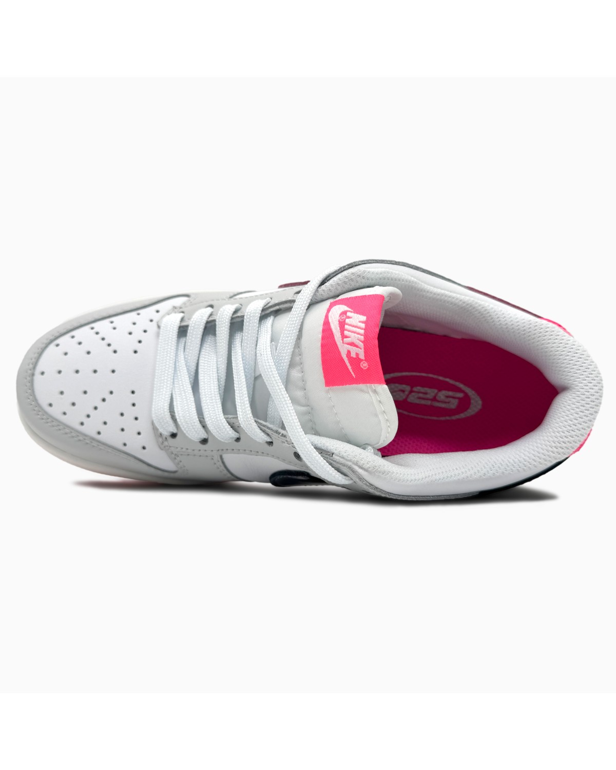 Nike SB Dunk Low Grey/White/Pink