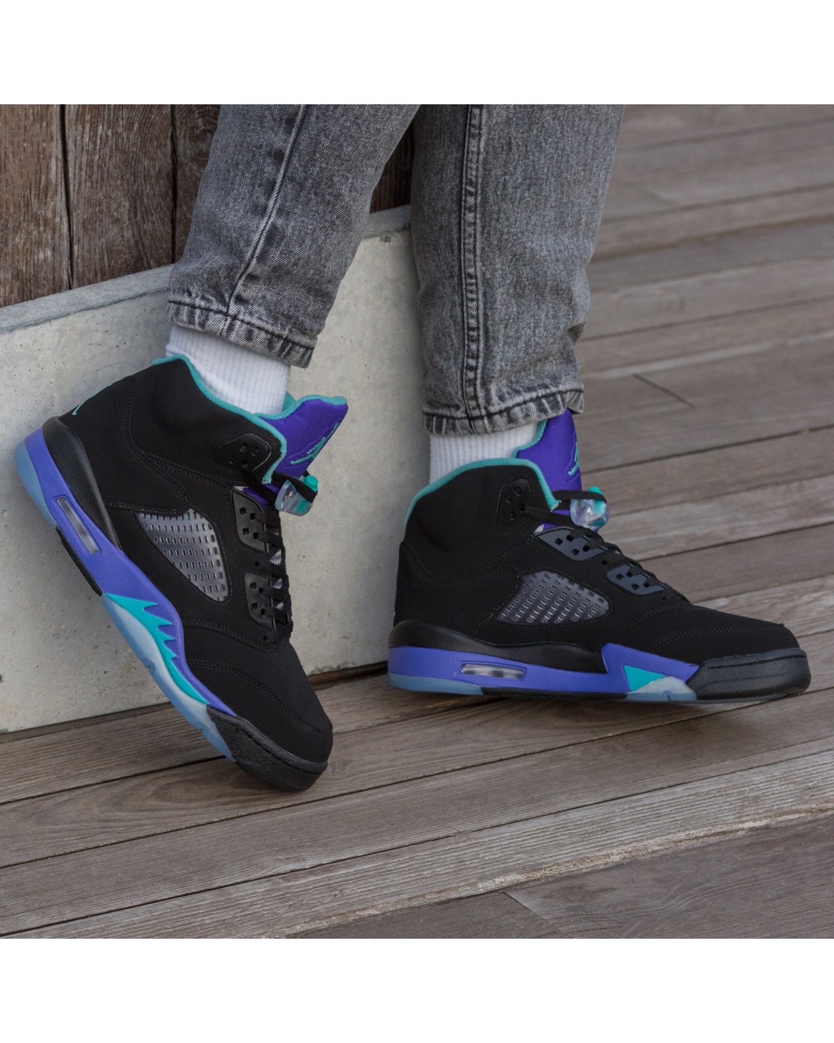 Air Jordan Retro 5 Black Purple