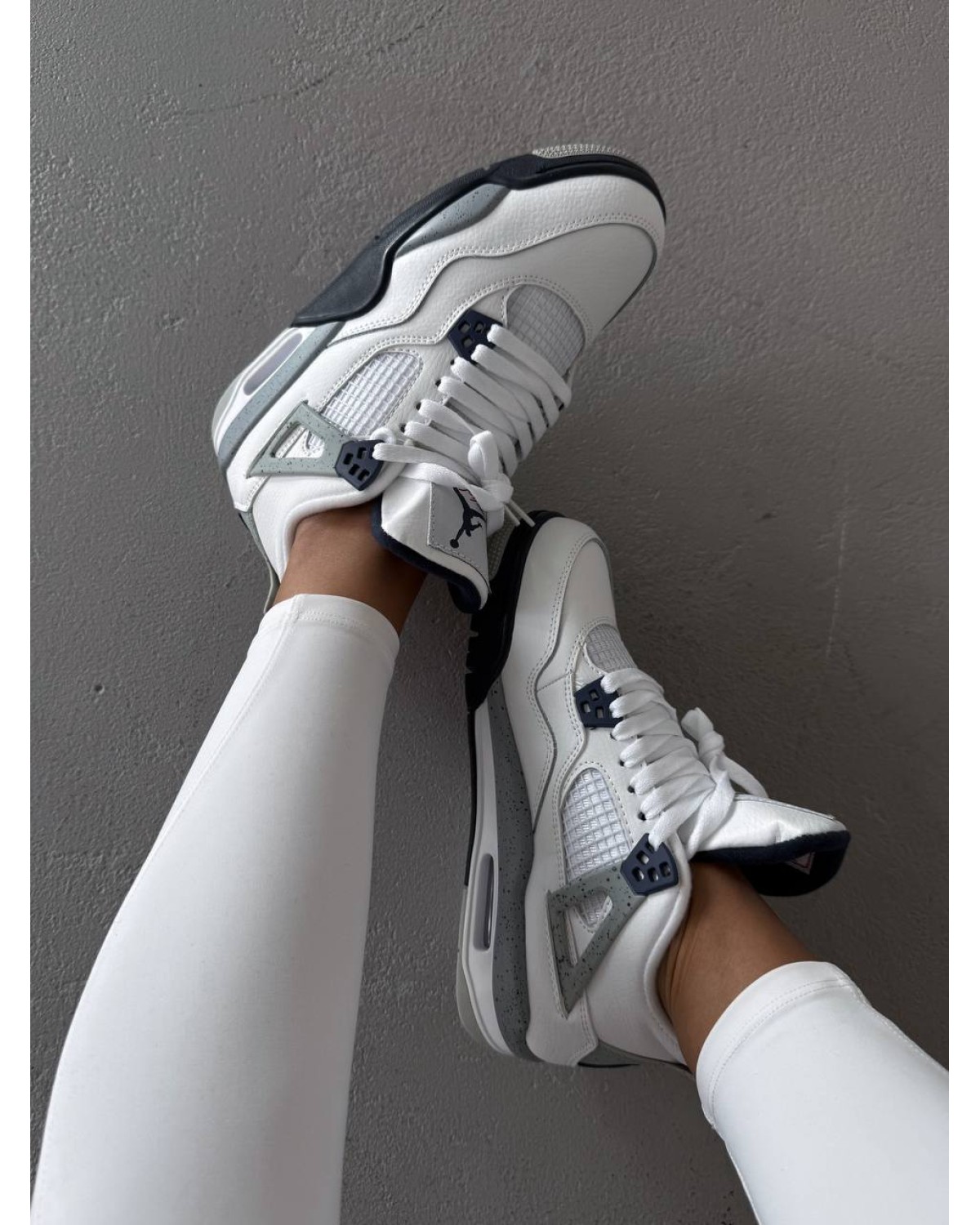 Nike Air Jordan 4 Retro “White Grey Blue”