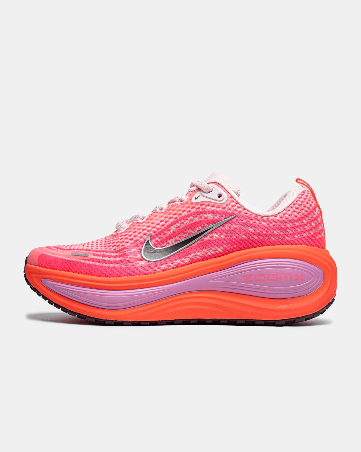 Nike Vomero Plus "Hyper Pink"