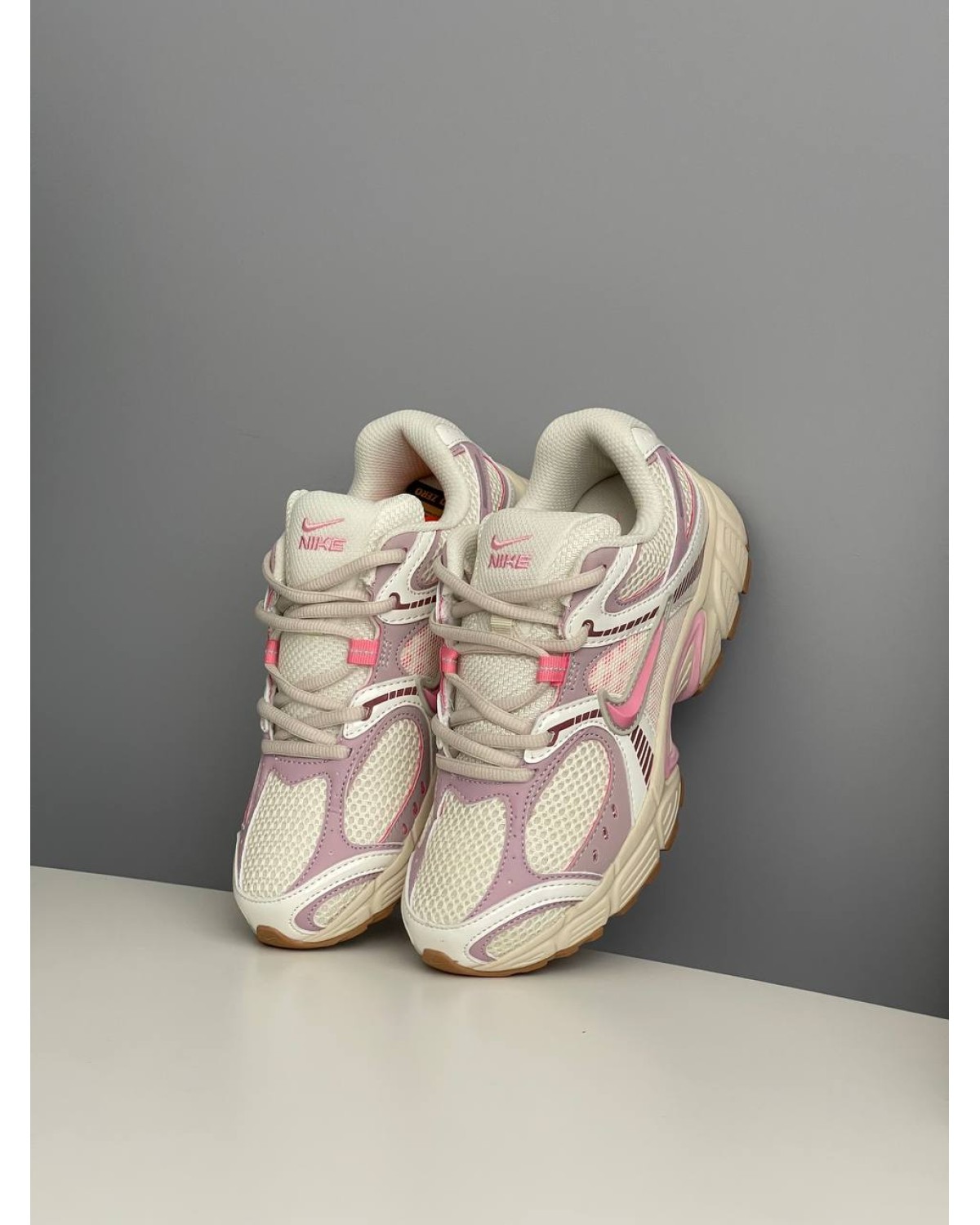 Nike V5 RNR Beige Pink