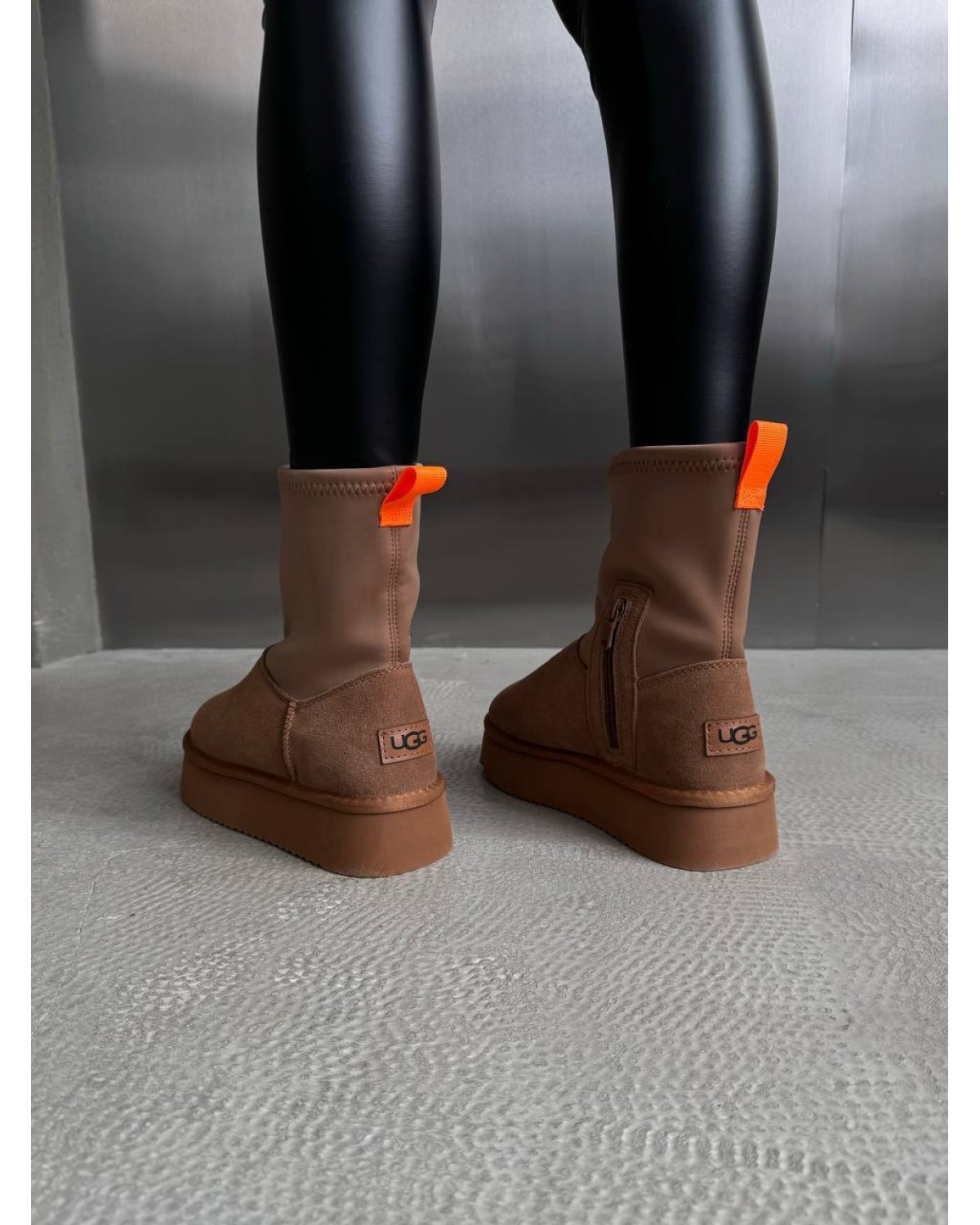 UGG Dipper Boots Ginger