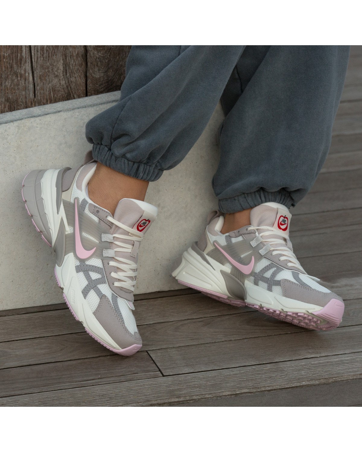 Nike Runtekk Pink Foam Vast Grey