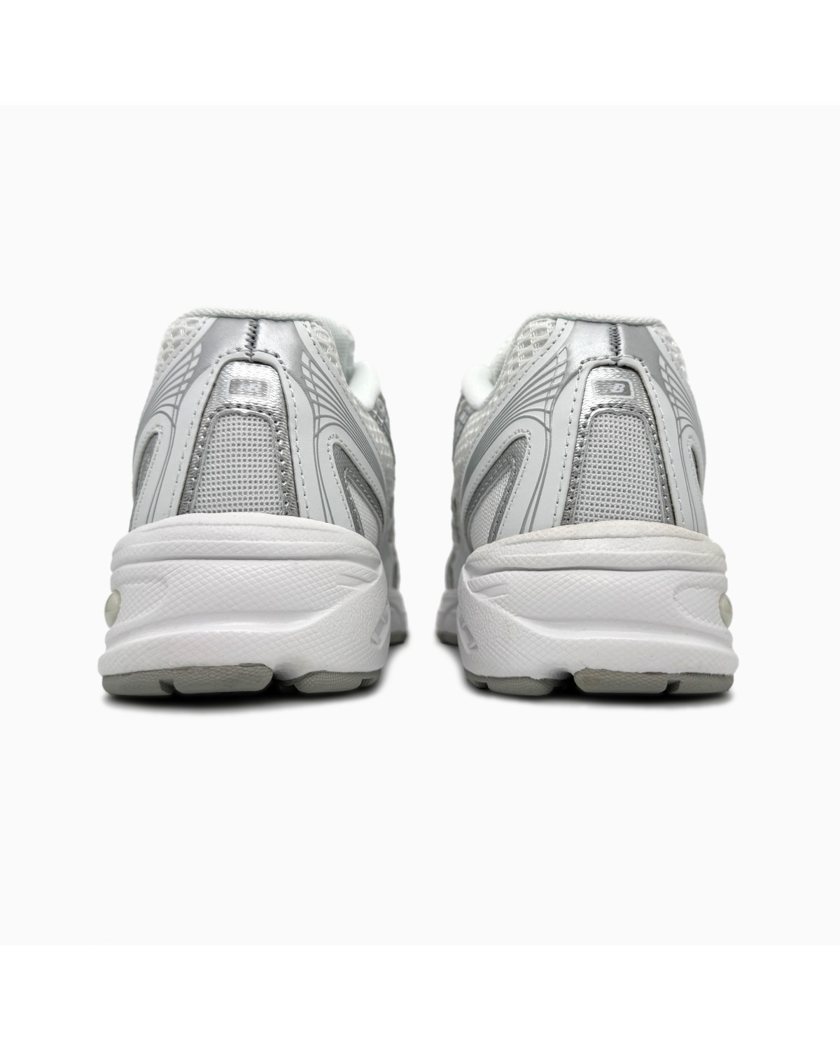 New Balance 740 White