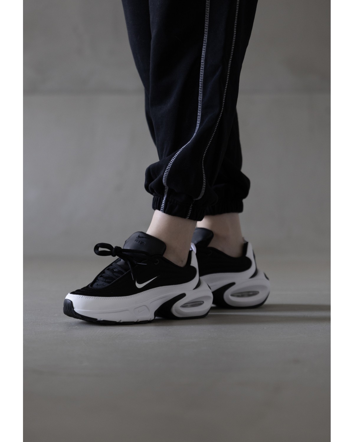 Nike Air Max Portal White Black