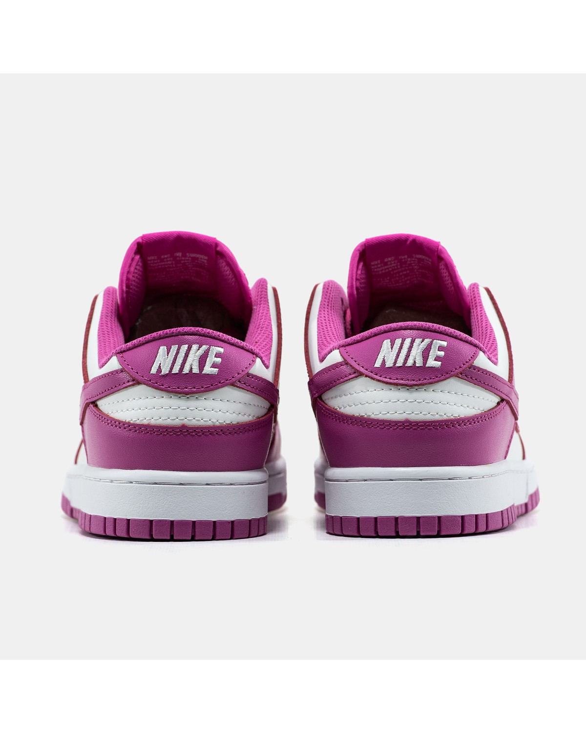 Nike SB Dunk Low Pink