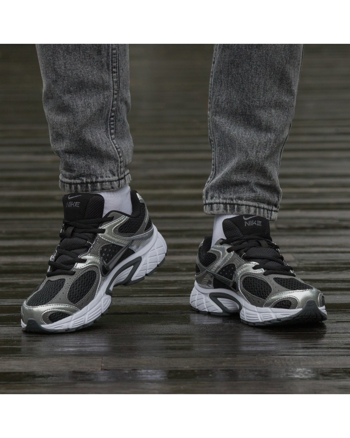 Nike V5 RNR Black Grey Silver