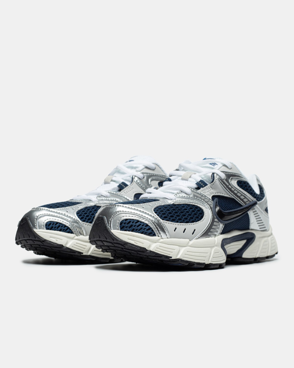 Nike V5 RNR Seaweed Metallic Silver