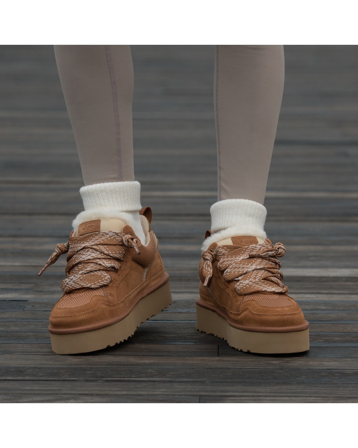 UGG Lowmel Sneaker Platform Chestnut