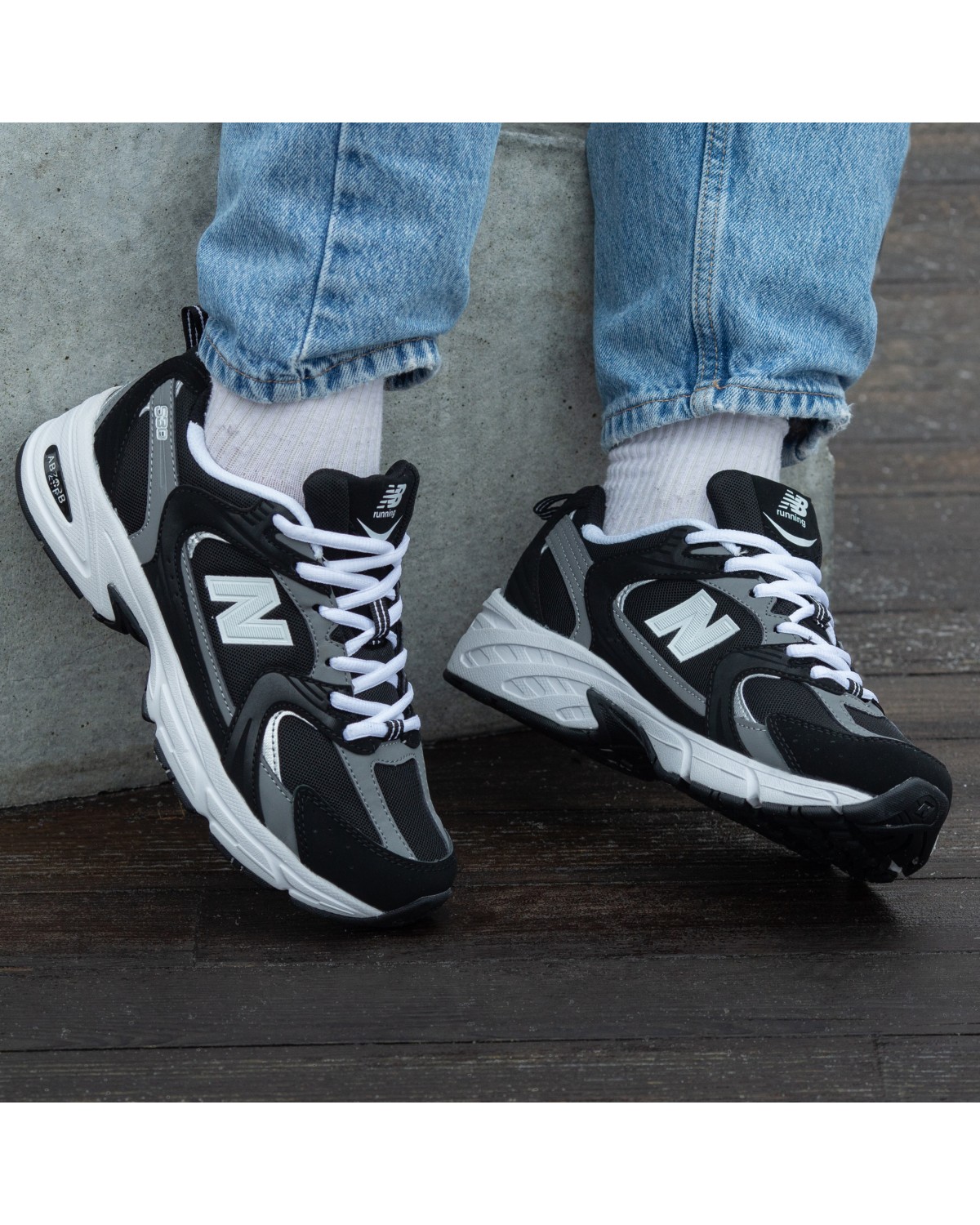 New Balance 530 Classic Black/Grey