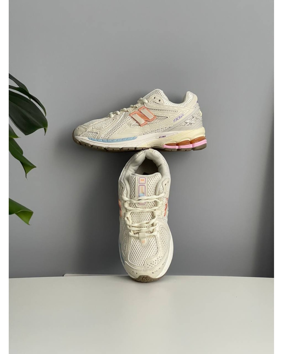 New Balance 1906R Pink Sugar