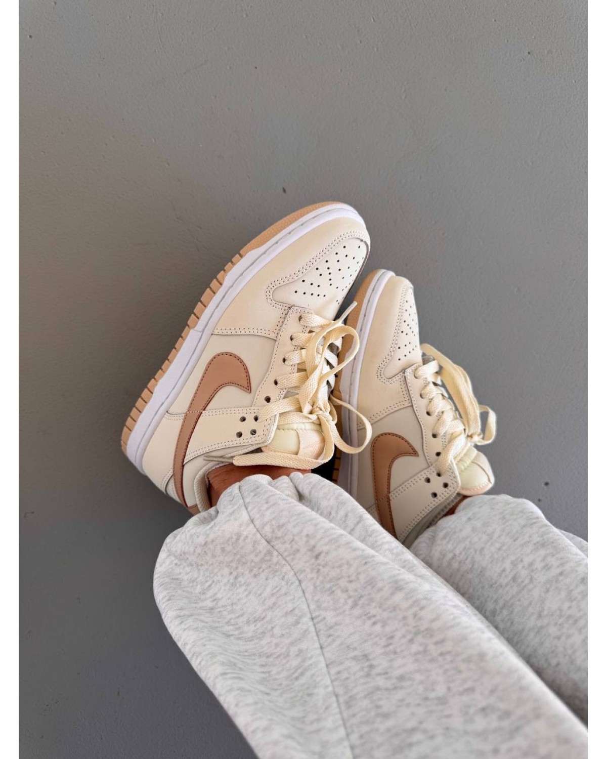 Nike SB Dunk “Beige Cream”