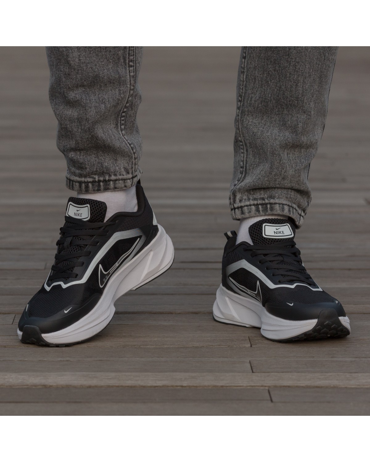 Nike Air Zoom White Black