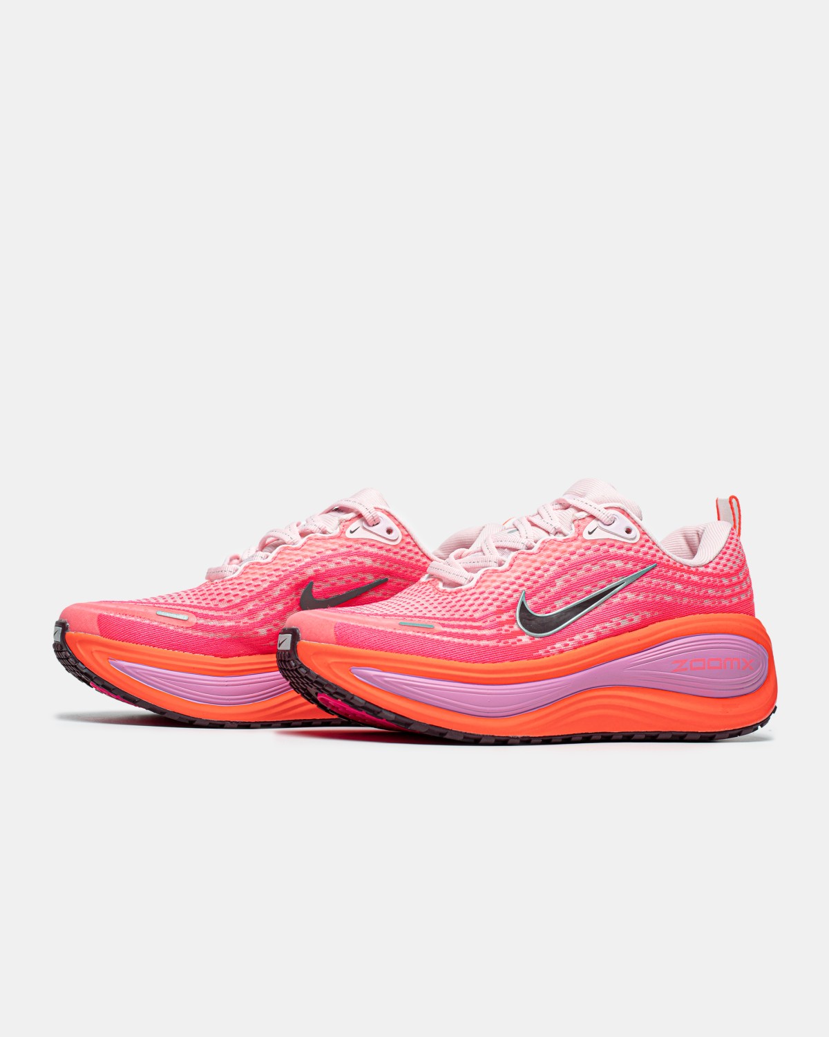 Nike Vomero Plus "Hyper Pink" Nike Vomero Plus "Hyper Pink"