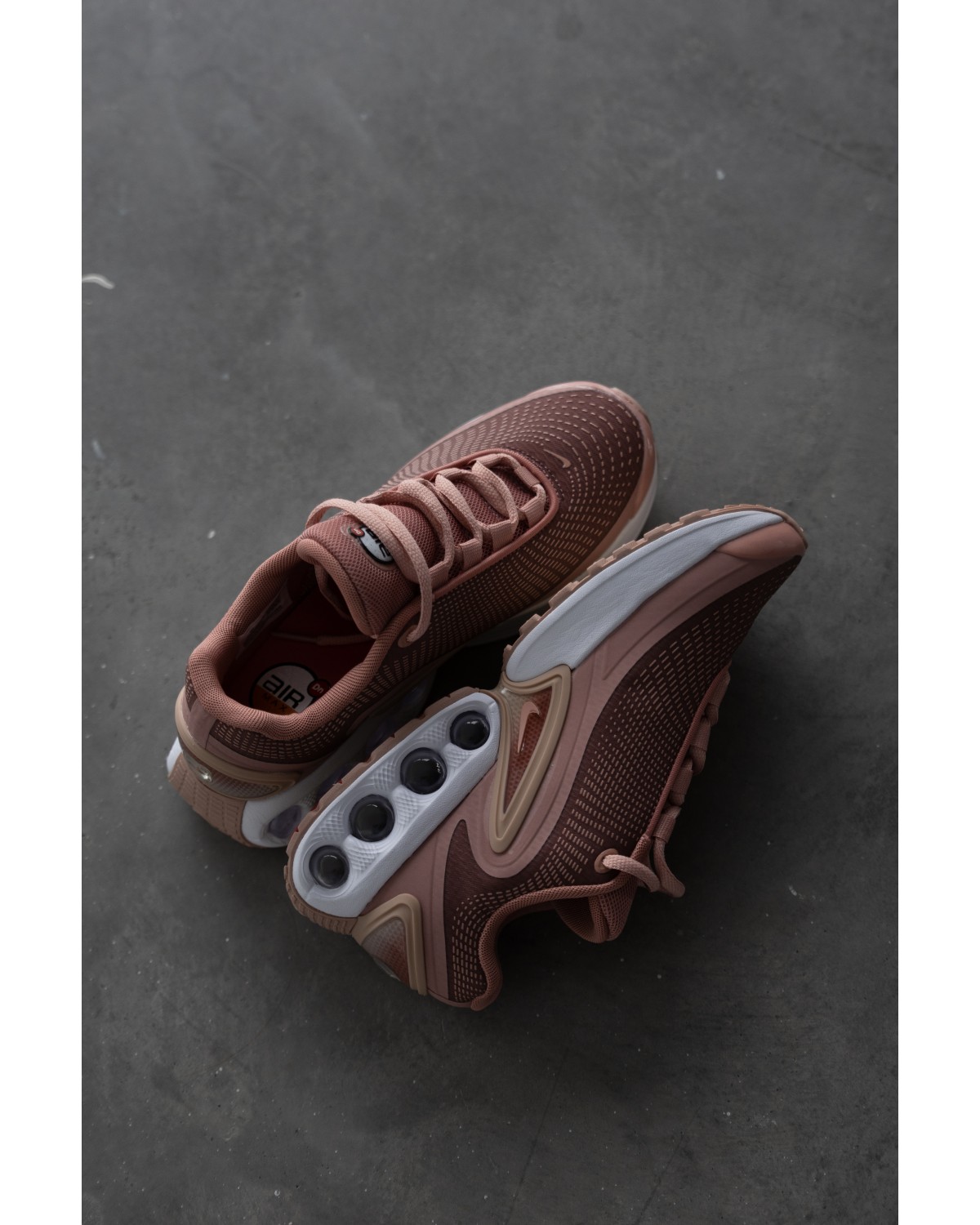 Nike Air Max DN Pink